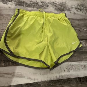 Girls Youth Large Nike Shorts